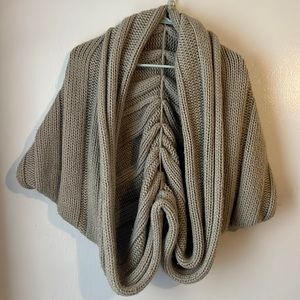 Twenty one thick knitted shrug sweater